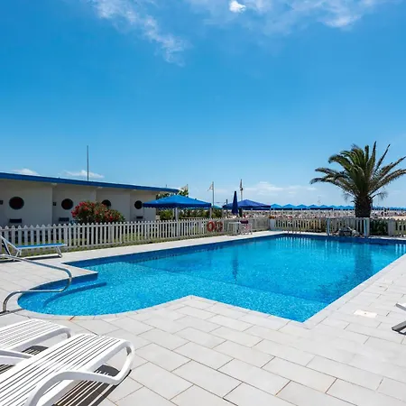 La Casina Del Pescatore On The - Happy Appartement Marina di Pietrasanta