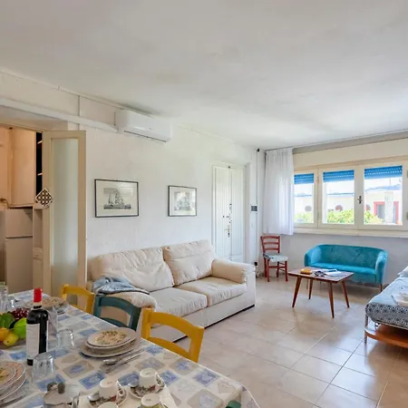 La Casina Del Pescatore On The - Happy Appartement Marina di Pietrasanta